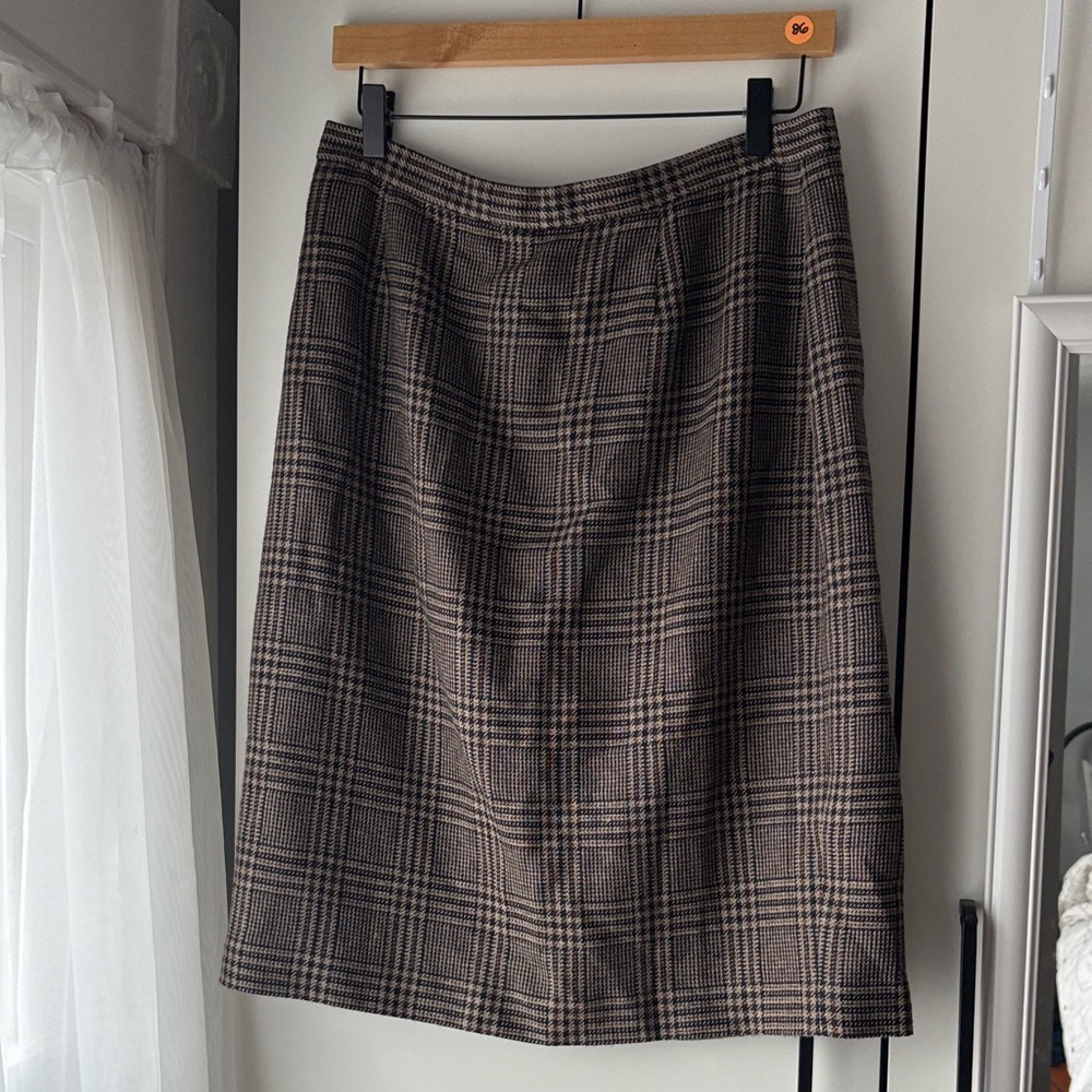 Chelsea Campbell for Charter Club Skirt